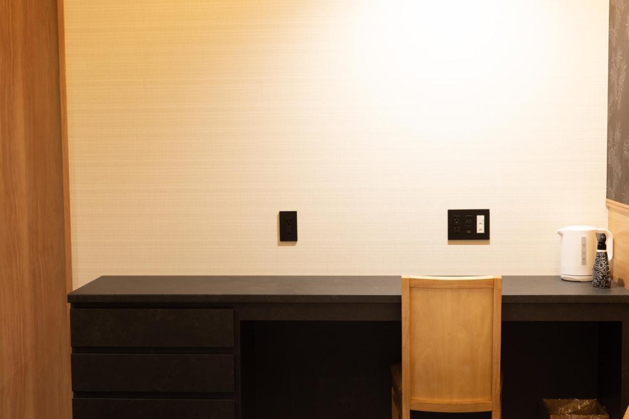 Отель Grand Base -Nagoya Chiyokura- Экстерьер фото