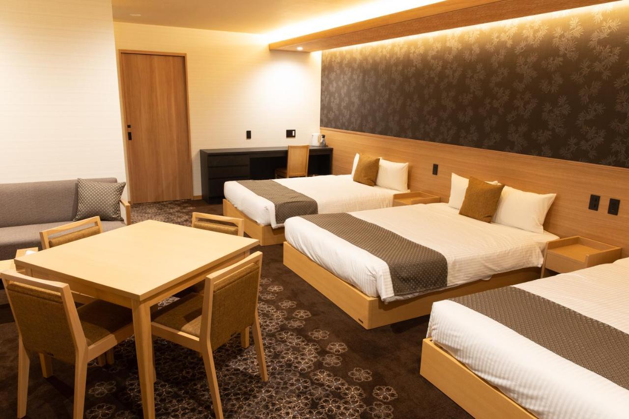 Отель Grand Base -Nagoya Chiyokura- Экстерьер фото